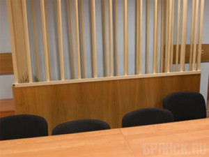 Группа вымогателей предстанет перед судом