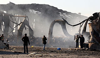 Переговоры о мире закончились бомбежкой Переговоры о мире закончились бомбежкой