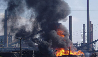 В Гибралтаре прогремел мощный взрыв В Гибралтаре прогремел мощный взрыв