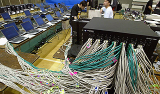 Интернет может "задохнуться" к 2015 году Интернет может "задохнуться" к 2015 году