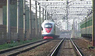 "Сапсан" задавил человека под Москвой "Сапсан" задавил человека под Москвой