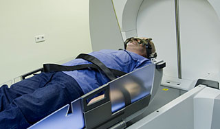 В Москве пациента вылечил бескровный нож В Москве пациента вылечил бескровный нож