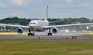 Airbus A-330 устроил ЧП во "Внуково" Airbus A-330 устроил ЧП во "Внуково"