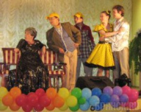 Артисты ТЮЗа выступили в брянской колонии