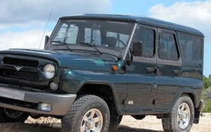 Контрабандист удрал на авто с простреленными колесами