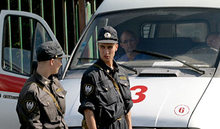 Удостоверение спасло полицейского от смерти Удостоверение спасло полицейского от смерти