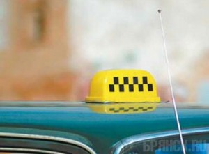 На скамье подсудимых оказались парни, избившие таксиста и угнавшие его авто