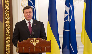 Украина идет на сближение с НАТО Украина идет на сближение с НАТО
