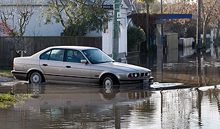 Треть города в США вывозят из-за наводнения Треть города в США вывозят из-за наводнения