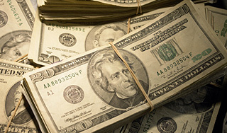 Миллионерша оставила сиделке $34 млн Миллионерша оставила сиделке $34 млн