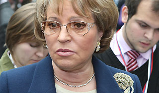 Медведев одобрил новый пост для Матвиенко Медведев одобрил новый пост для Матвиенко