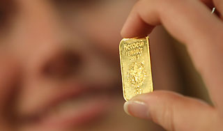 Мировые цены на золото пошли вниз Мировые цены на золото пошли вниз