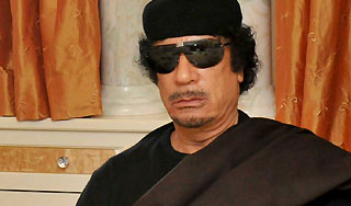 Муаммар Каддафи готовит побег из Ливии Муаммар Каддафи готовит побег из Ливии