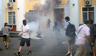 Задержан подозреваемый в погроме в Химках Задержан подозреваемый в погроме в Химках