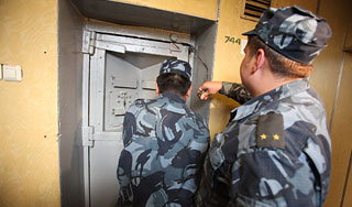 Кущевский убийца повесился в камере Кущевский убийца повесился в камере