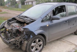 Водитель иномарки насмерть разбился под Брянском