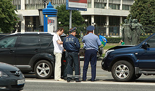 Инспектор ДПС умер от жары Инспектор ДПС умер от жары