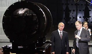 Путин оценил российскую меганауку Путин оценил российскую меганауку
