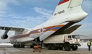 Россия отправила помощь врагам Каддафи Россия отправила помощь врагам Каддафи