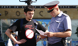 Москва усилит контроль за приезжими Москва усилит контроль за приезжими