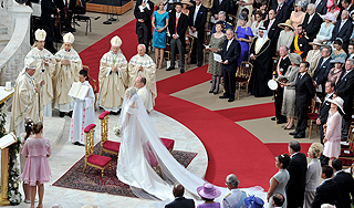Во сколько обходятся королевские свадьбы Во сколько обходятся королевские свадьбы