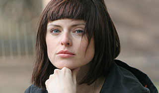 Известную актрису сочли погибшей от молнии Известную актрису сочли погибшей от молнии