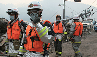 На аварийную "Фукусиму-1" идет тайфун На аварийную "Фукусиму-1" идет тайфун