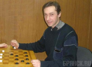 Брянец Олег Холин занял третье место на Международном турнире по шашкам Олег Холин