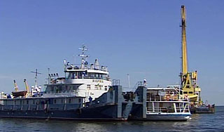 Поднять "Булгарию" мешает неровность дна Поднять "Булгарию" мешает неровность дна