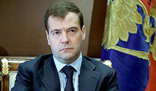 Медведев: Скандал с "Квадригой" – трусость Медведев: Скандал с "Квадригой" – трусость