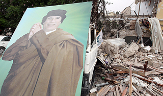 Ливия отказалась обсуждать уход Каддафи Ливия отказалась обсуждать уход Каддафи