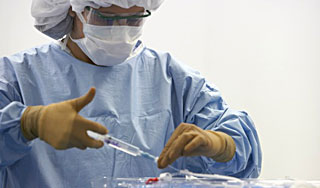 Пациенты загадочно умерли после укола Пациенты загадочно умерли после укола