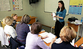 Приемных родителей заставят учиться Приемных родителей заставят учиться