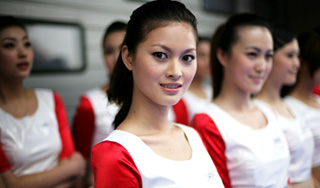 Студенток в Китае учат охмурять миллионеров Студенток в Китае учат охмурять миллионеров