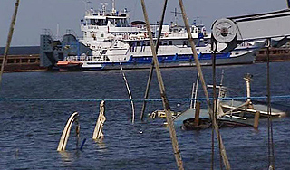 "Булгарию" перетащат на мель "Булгарию" перетащат на мель
