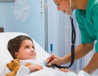 Около 300 юных брянцев поправили здоровье в федеральных клиниках