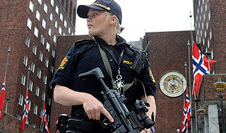 В Норвегии ловят подражателя Брейвика В Норвегии ловят подражателя Брейвика