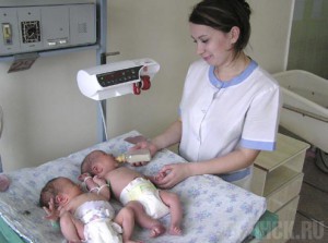 В 2011 году на свет появилось около 6,5 тысячи детей