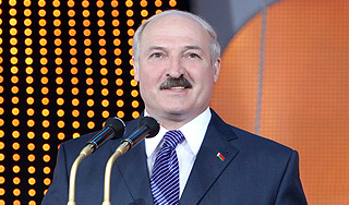 Лукашенко выдвигают на Нобеля по экономике Лукашенко выдвигают на Нобеля по экономике