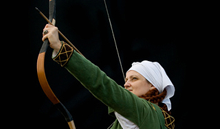 В Швеции детей обстреляли из боевого лука В Швеции детей обстреляли из боевого лука