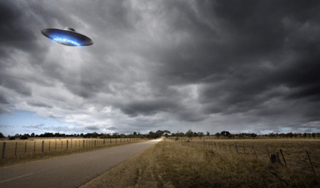 Охранника хотели уволить за веру в НЛО Охранника хотели уволить за веру в НЛО