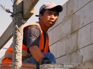 В 2011 году оформили патент более 2,5 тысячи иностранцев