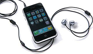 iPhone будут заряжаться через наушники iPhone будут заряжаться через наушники