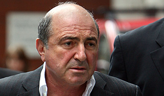 У Березовского отсудили еще 8 миллионов У Березовского отсудили еще 8 миллионов