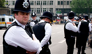 Британцы соскучились по смертной казни Британцы соскучились по смертной казни