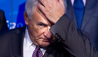 Горничная требует денег со Стросс-Кана Горничная требует денег со Стросс-Кана