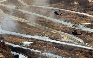 КНДР открыла огонь по границе Южной Кореи КНДР открыла огонь по границе Южной Кореи