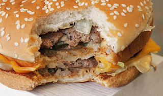 Россиянин отсудил у McDonald's 1500 рублей Россиянин отсудил у McDonald's 1500 рублей