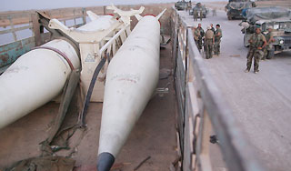 Каддафи применил баллистическую ракету Каддафи применил баллистическую ракету