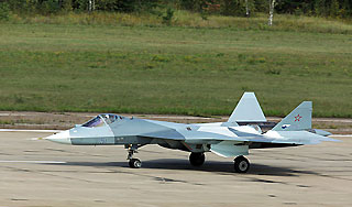 Боевые самолеты закроют небо Подмосковья Боевые самолеты закроют небо Подмосковья